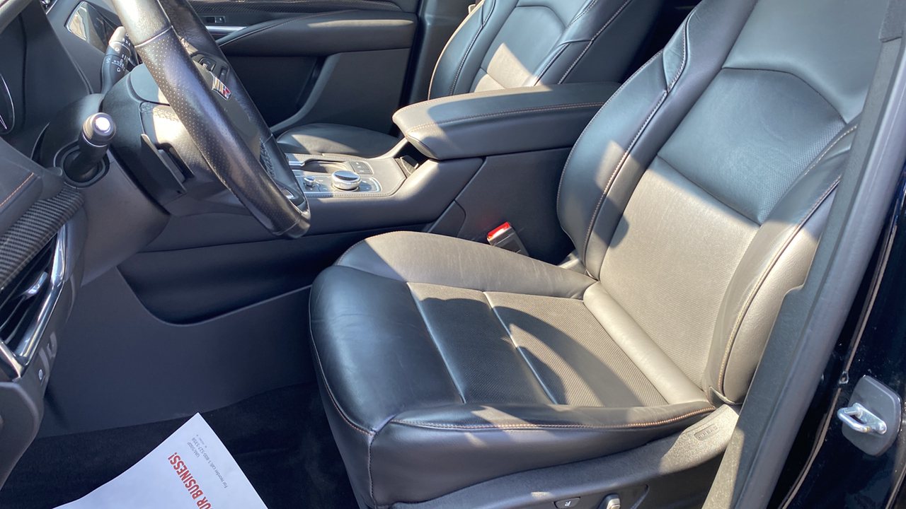 2019 Cadillac XT4 FWD Sport 17