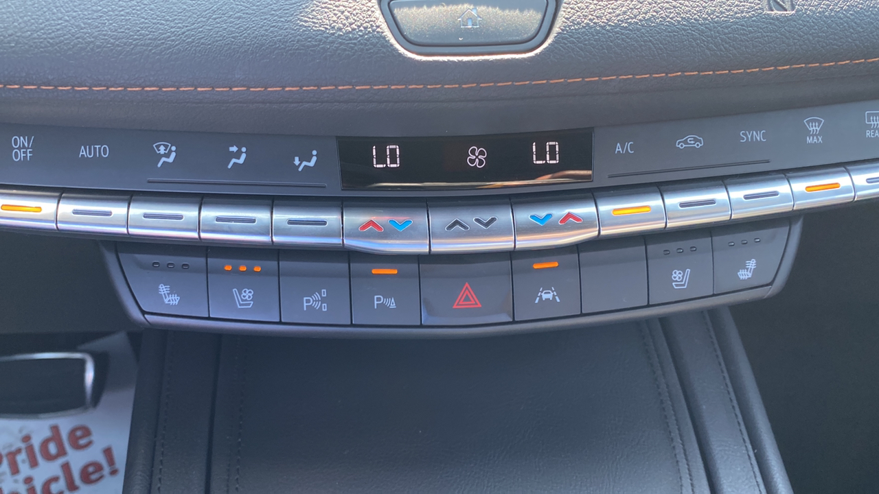 2019 Cadillac XT4 FWD Sport 26