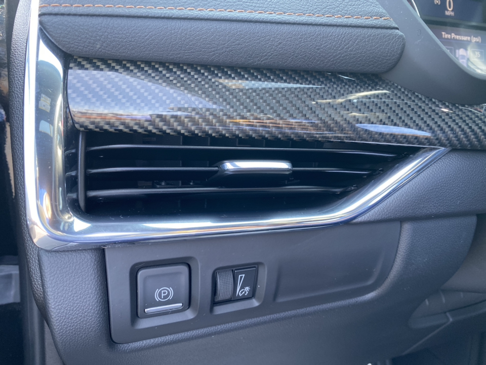 2019 Cadillac XT4 FWD Sport 30