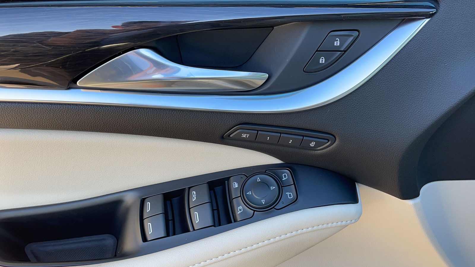 2022 Buick Enclave Premium 25