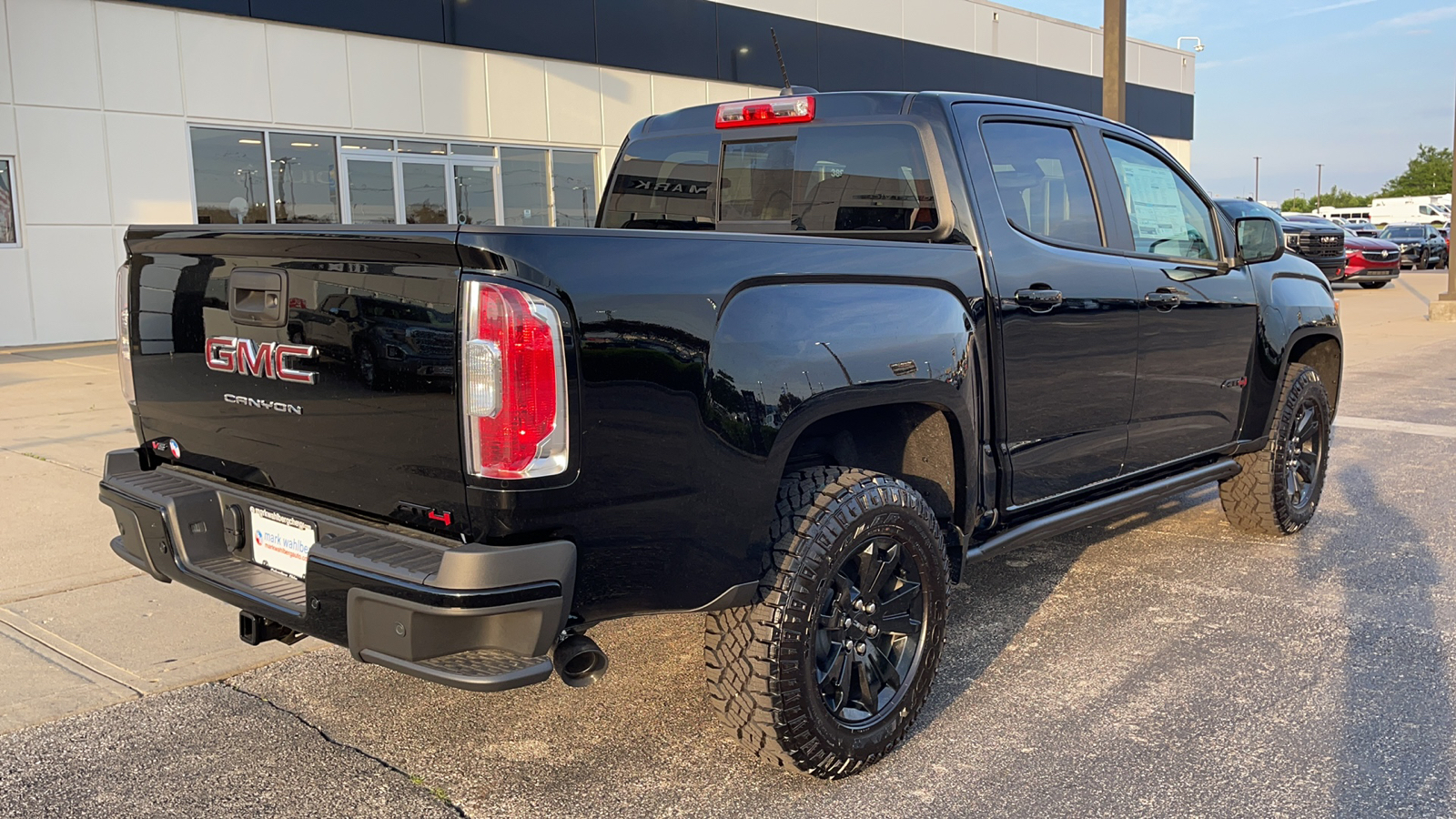 2022 GMC Canyon 4WD AT4 w/Leather 5