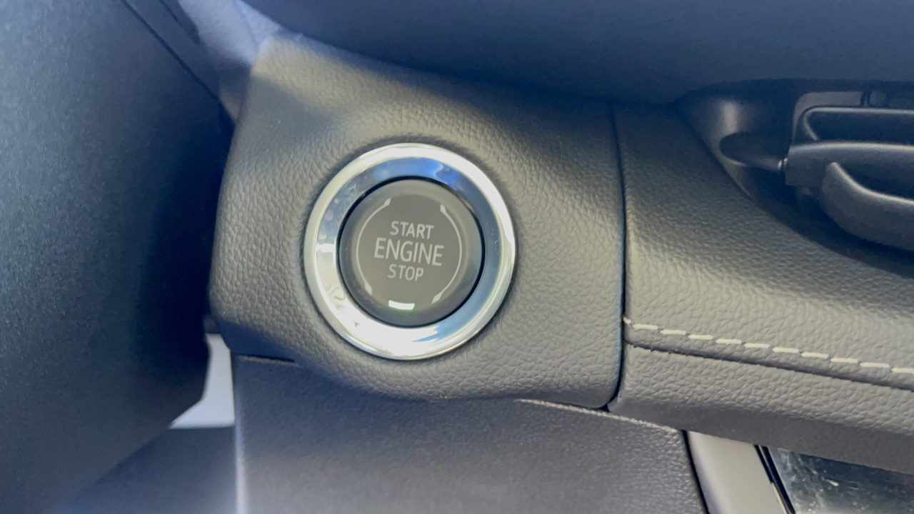 2023 Buick Envision Essence 32