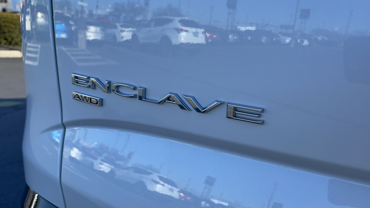2024 Buick Enclave Essence 11