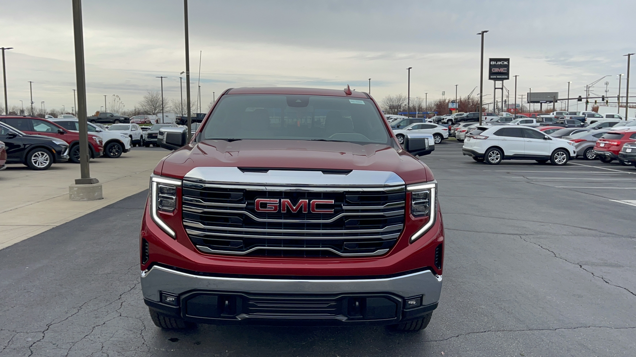 2024 GMC Sierra 1500 SLT 4