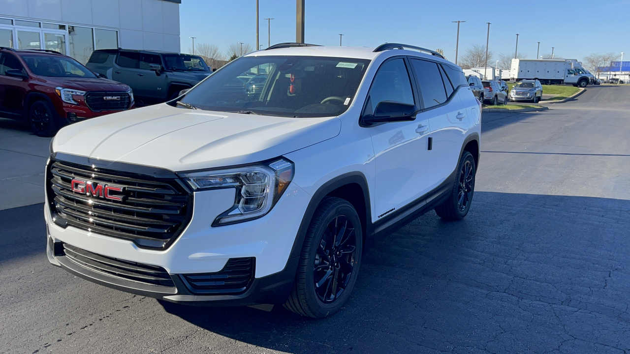 2024 GMC Terrain SLE 36