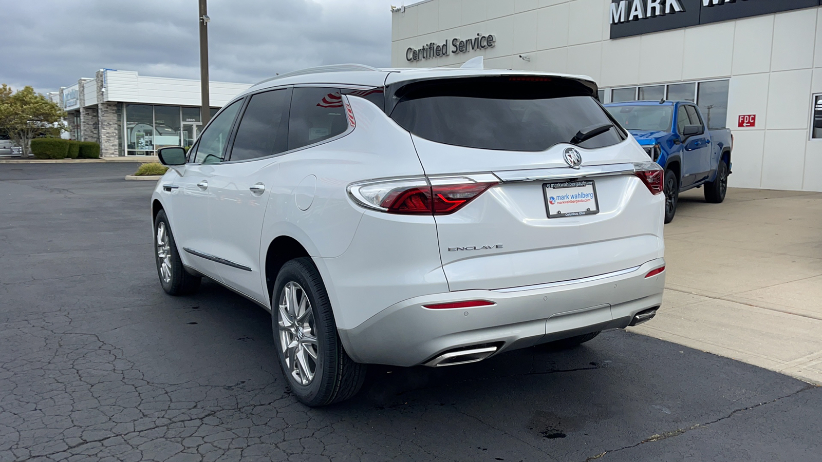 2021 Buick Envision Essence 8