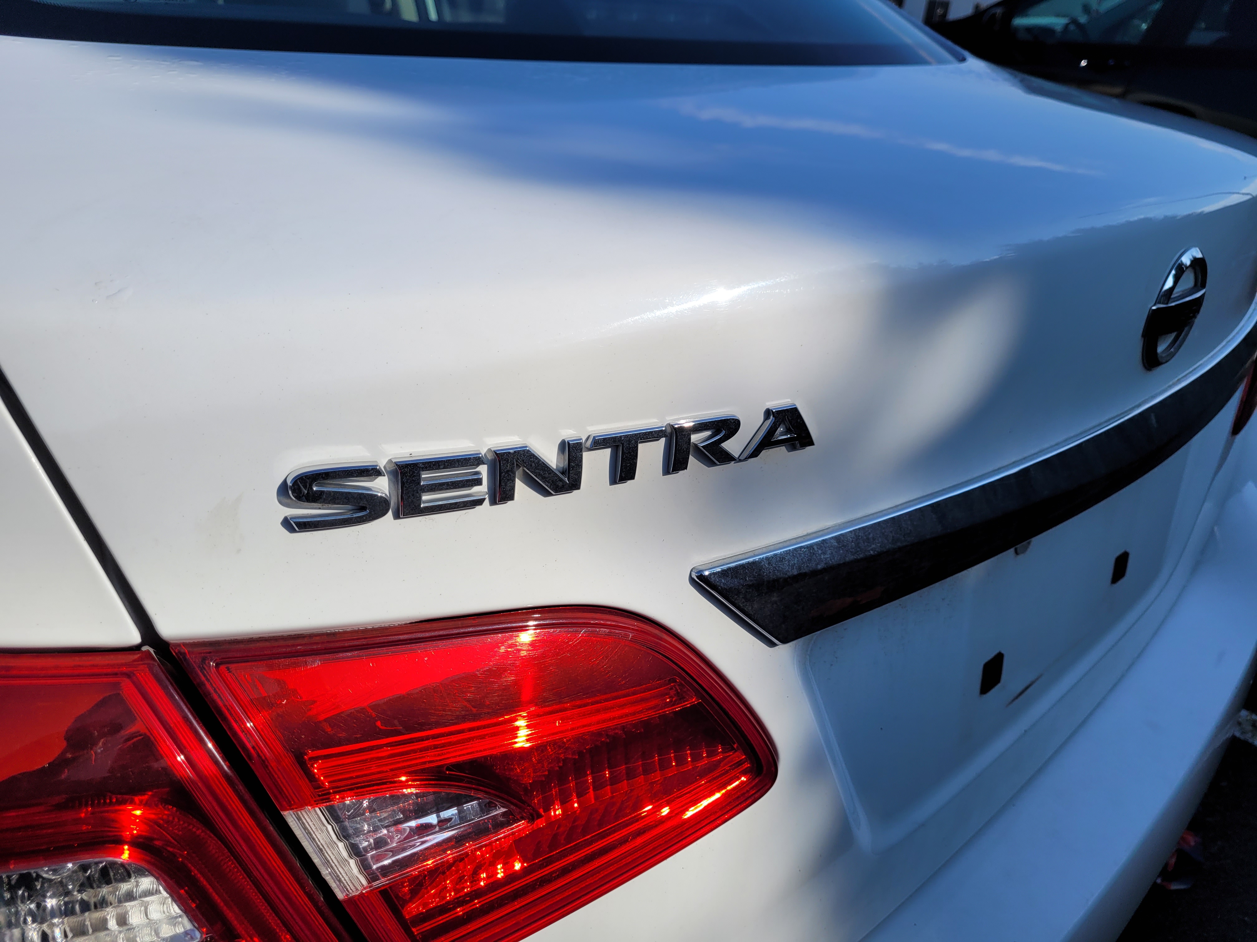 2016 Nissan Sentra S 7