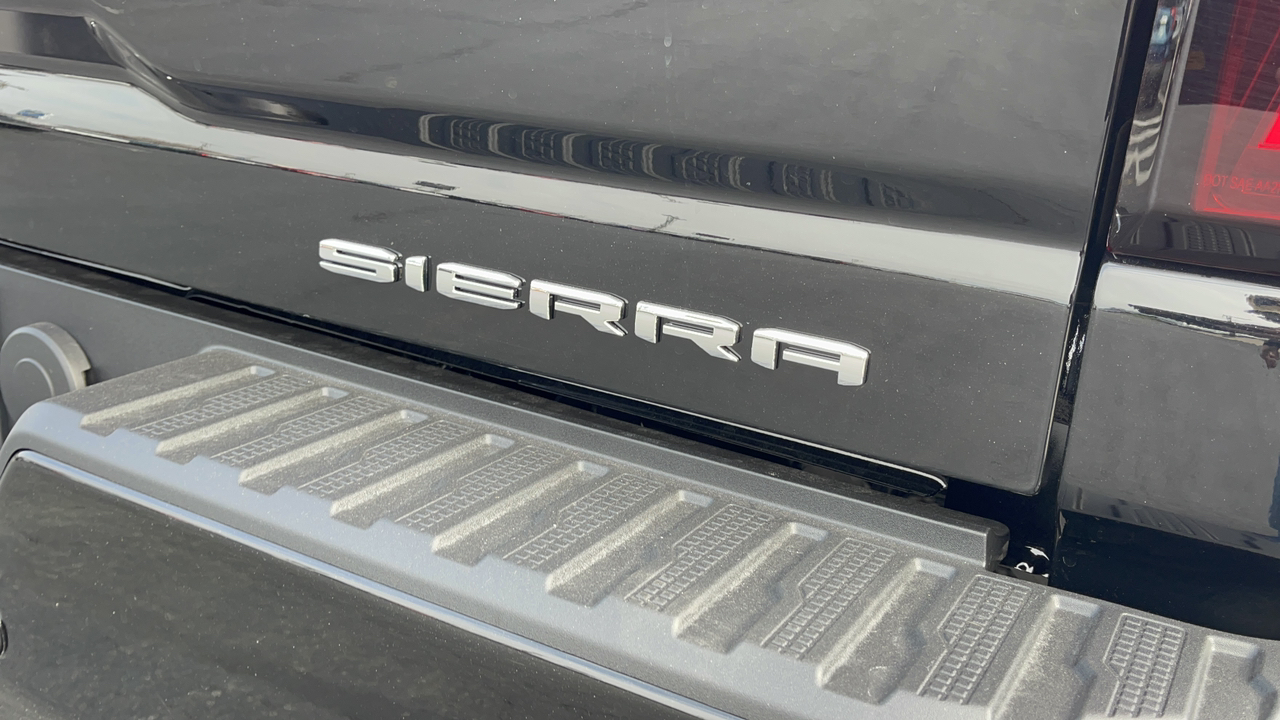 2024 GMC Sierra 2500HD Denali Ultimate 9