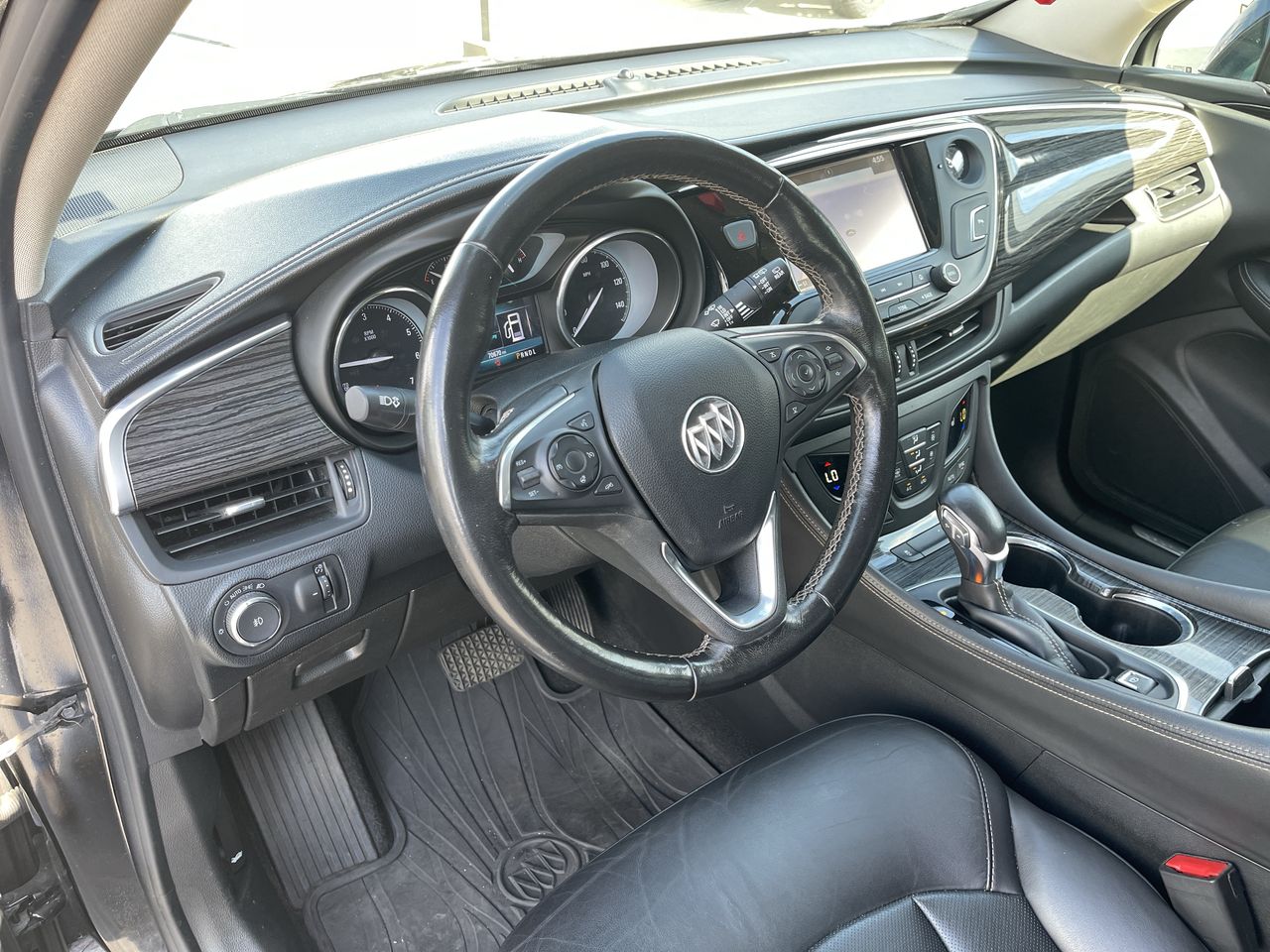 2018 Buick Envision Essence 10