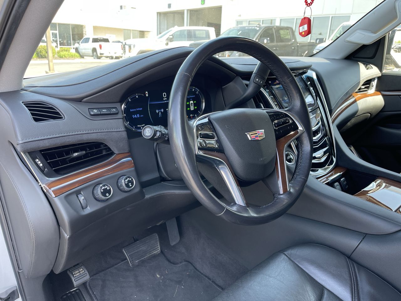 2020 Cadillac Escalade ESV Luxury 10