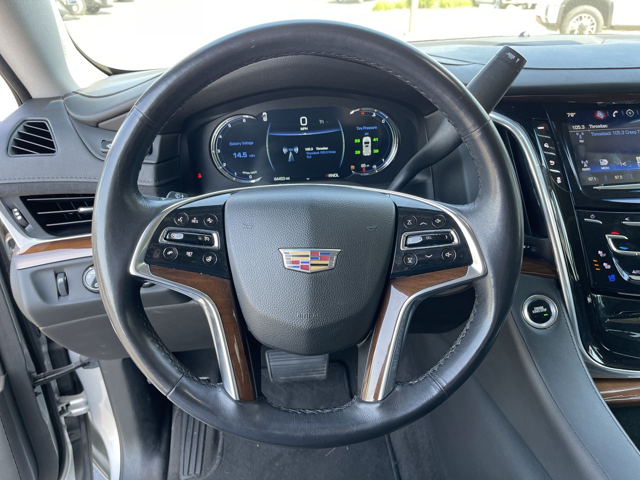 2020 Cadillac Escalade ESV Luxury 11