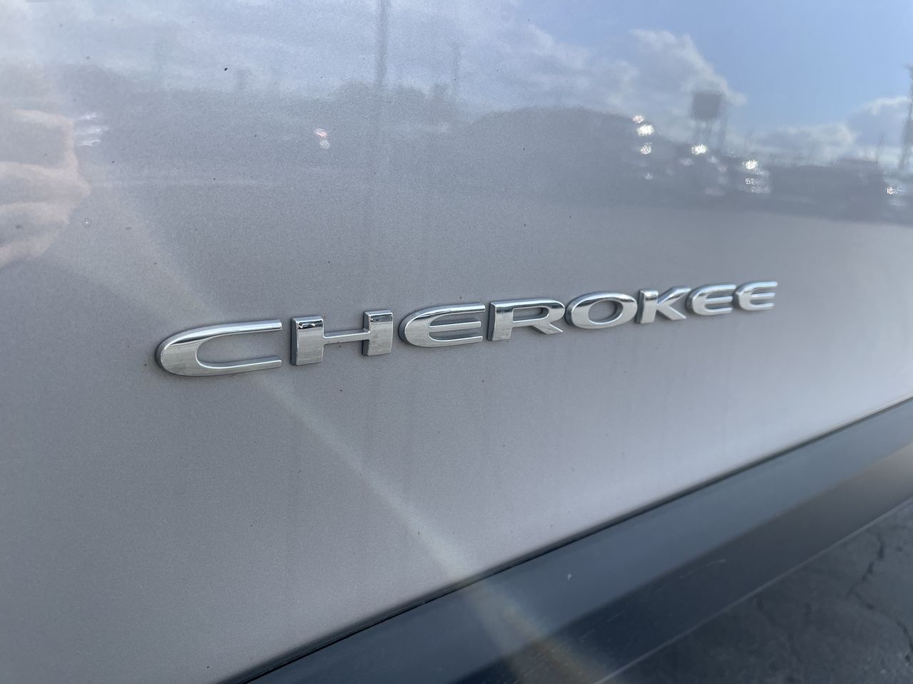 2019 Jeep Cherokee Limited 26