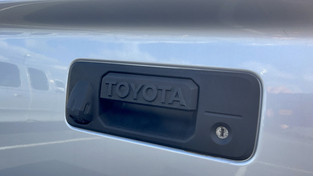 2019 Toyota Tundra 4WD  11