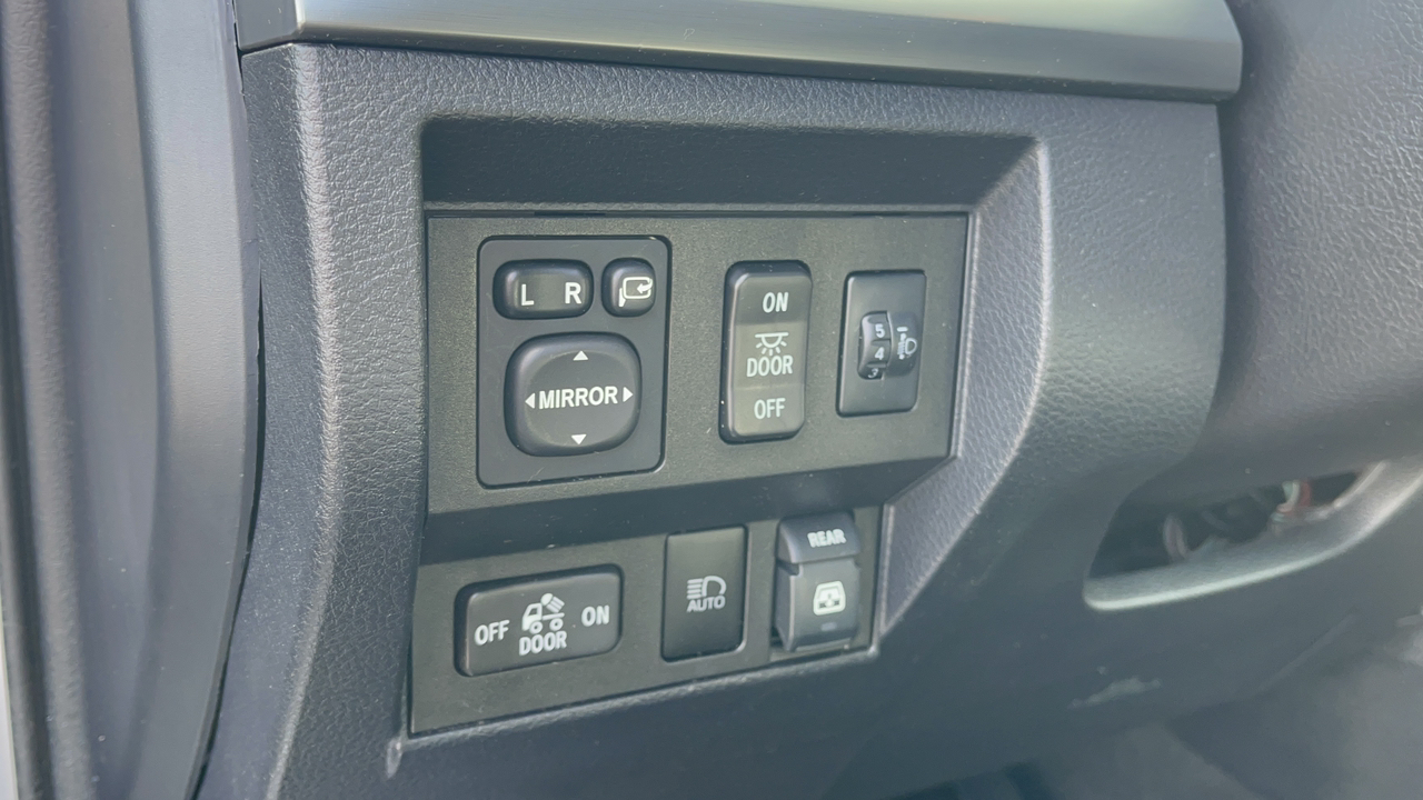 2019 Toyota Tundra 4WD  24
