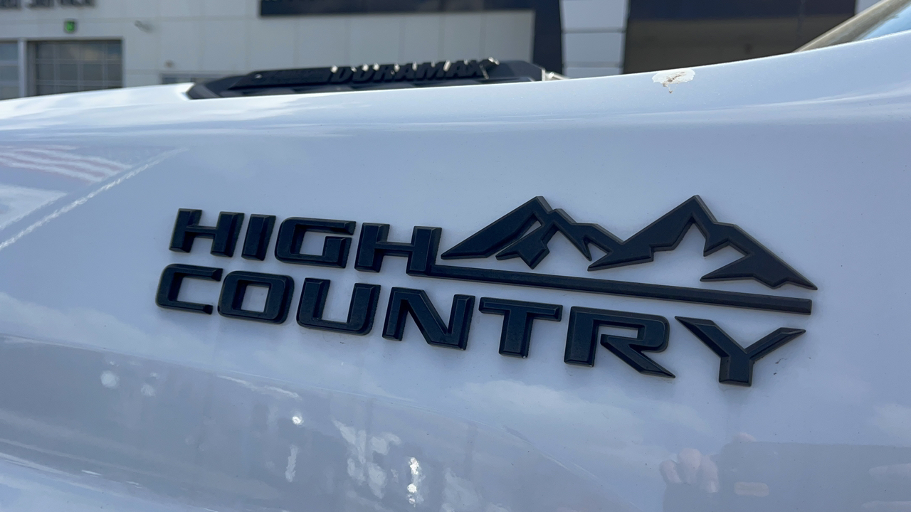 2020 Chevrolet Silverado 2500HD High Country 45