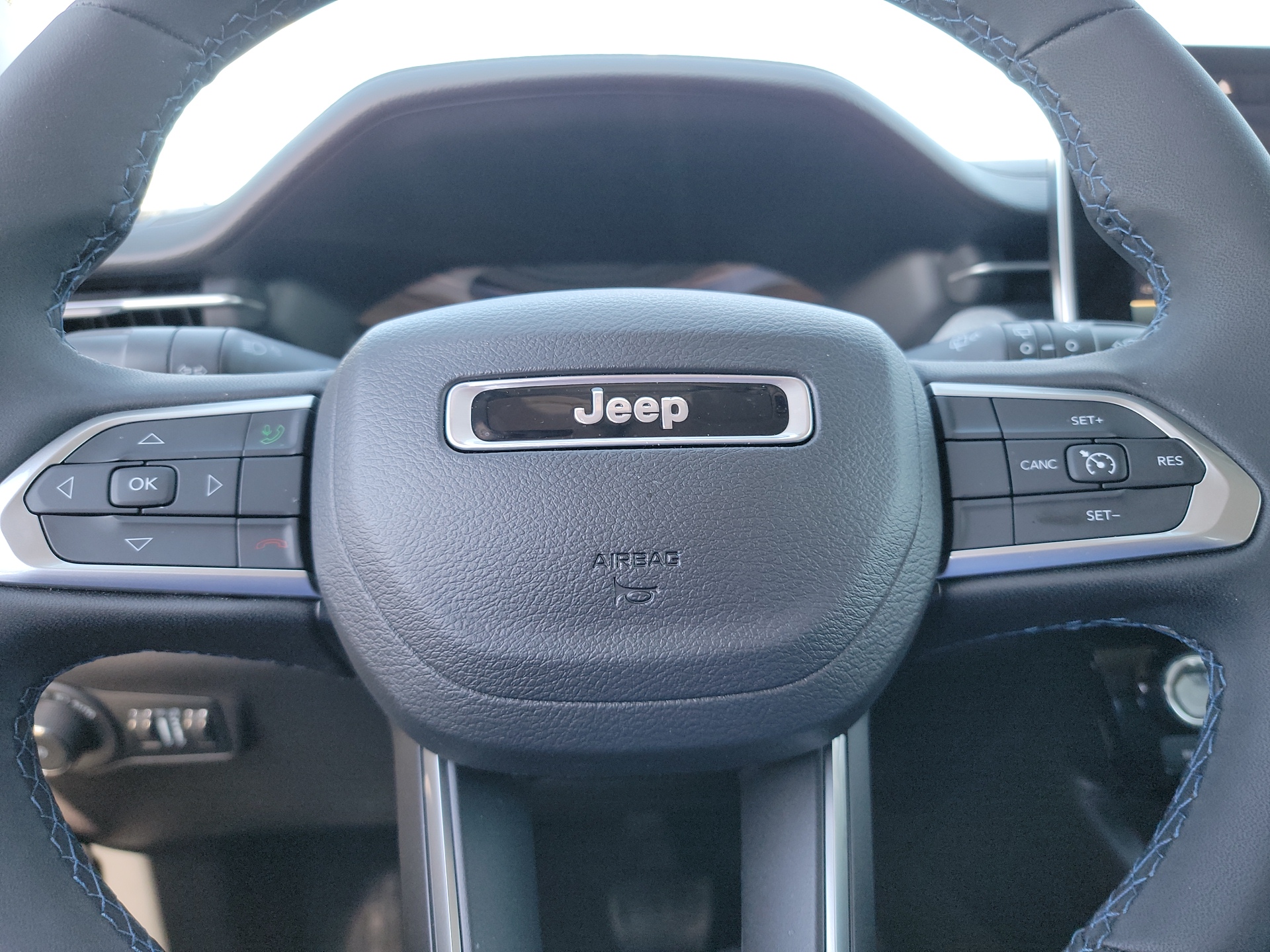 2022 Jeep Compass Latitude 39