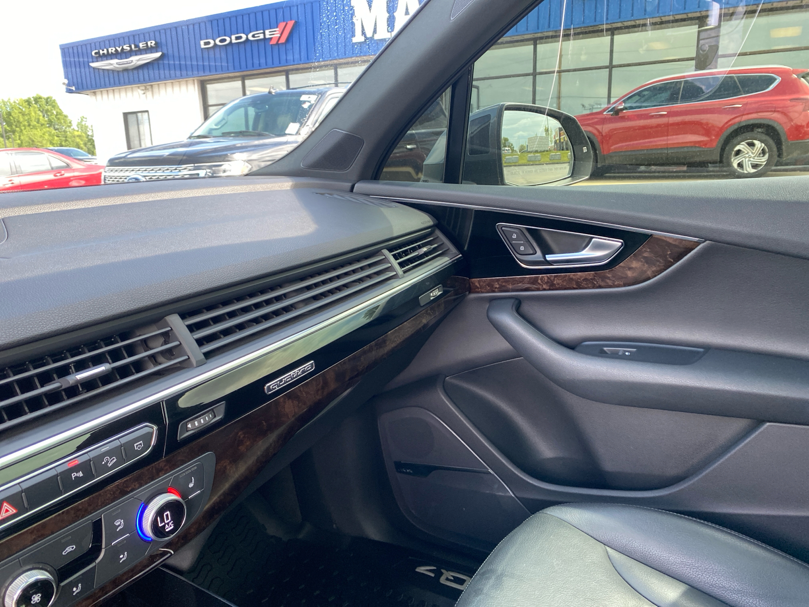 2019 Audi Q7 55 Premium Plus 38