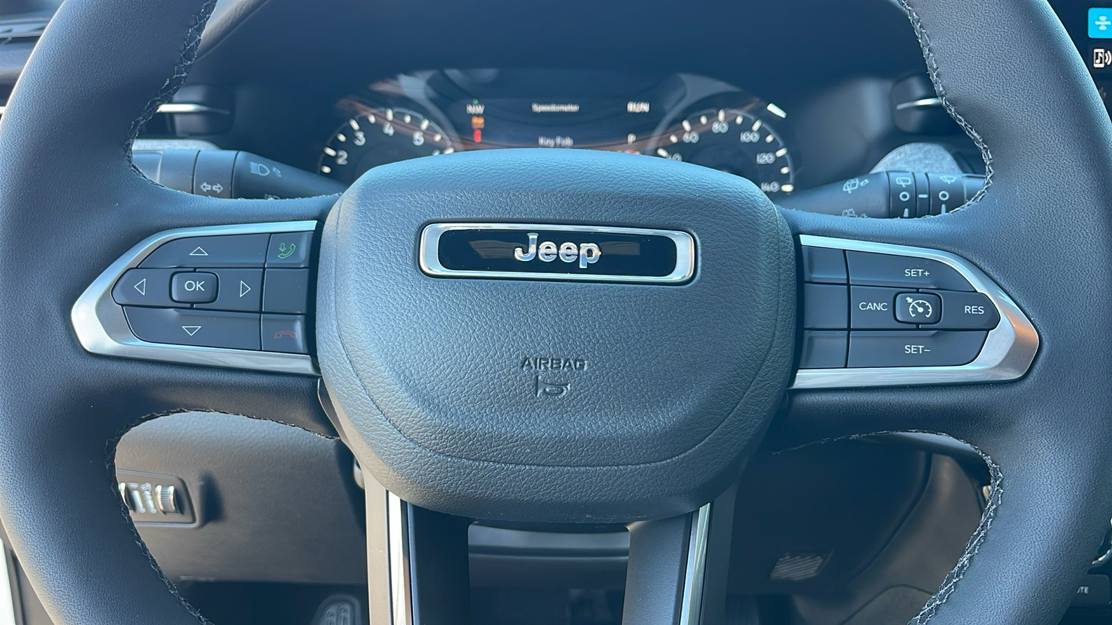 2024 Jeep Compass Latitude Lux 23