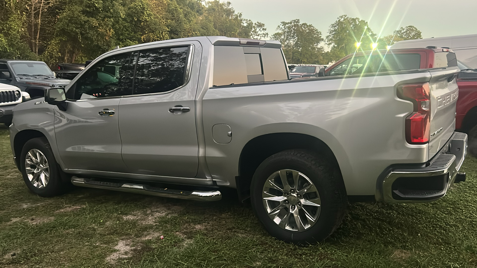 2019 Chevrolet Silverado 1500  3