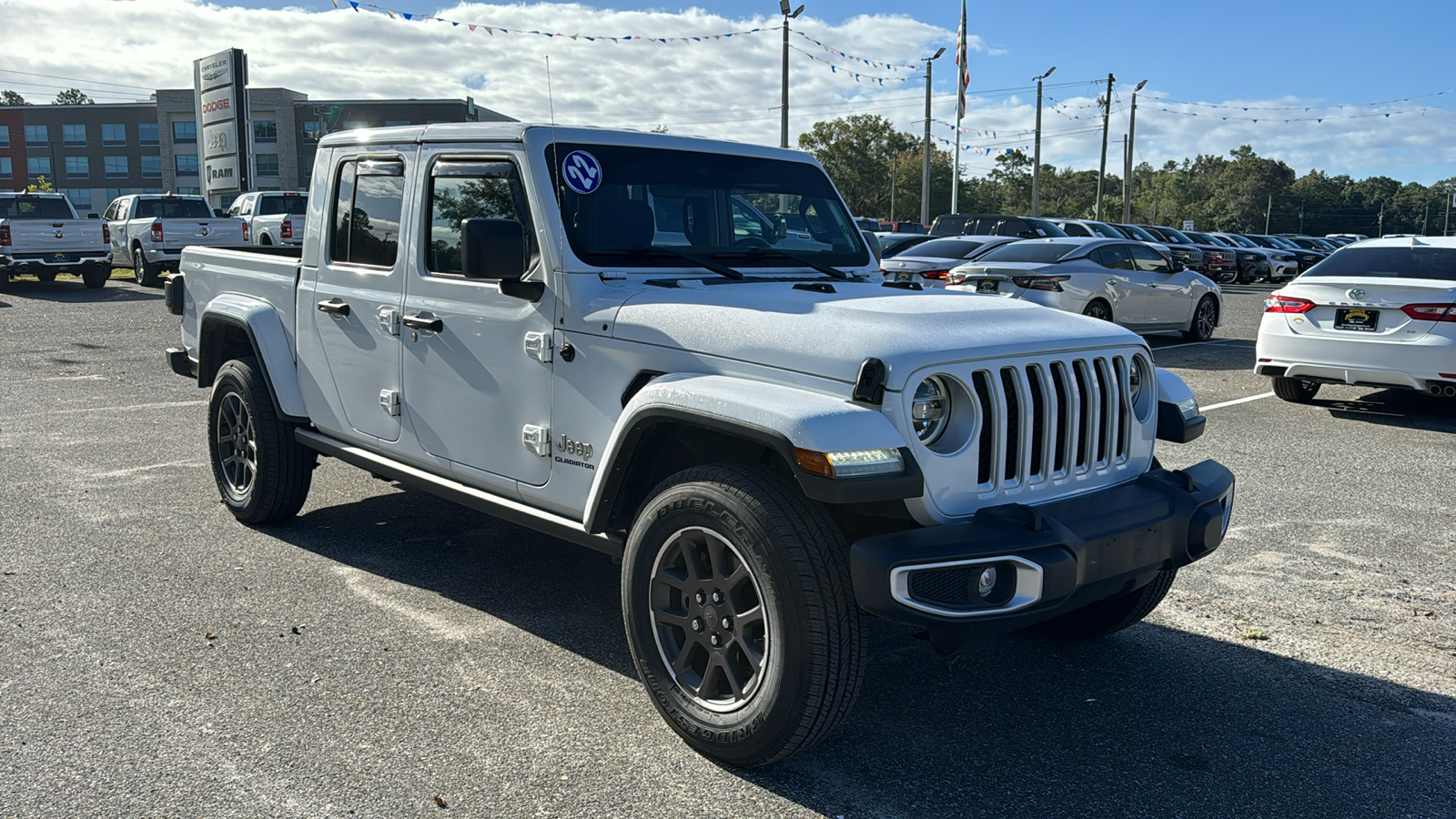 2022 Jeep Gladiator Overland 10