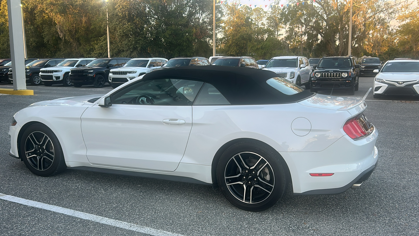 2021 Ford Mustang EcoBoost Premium 2