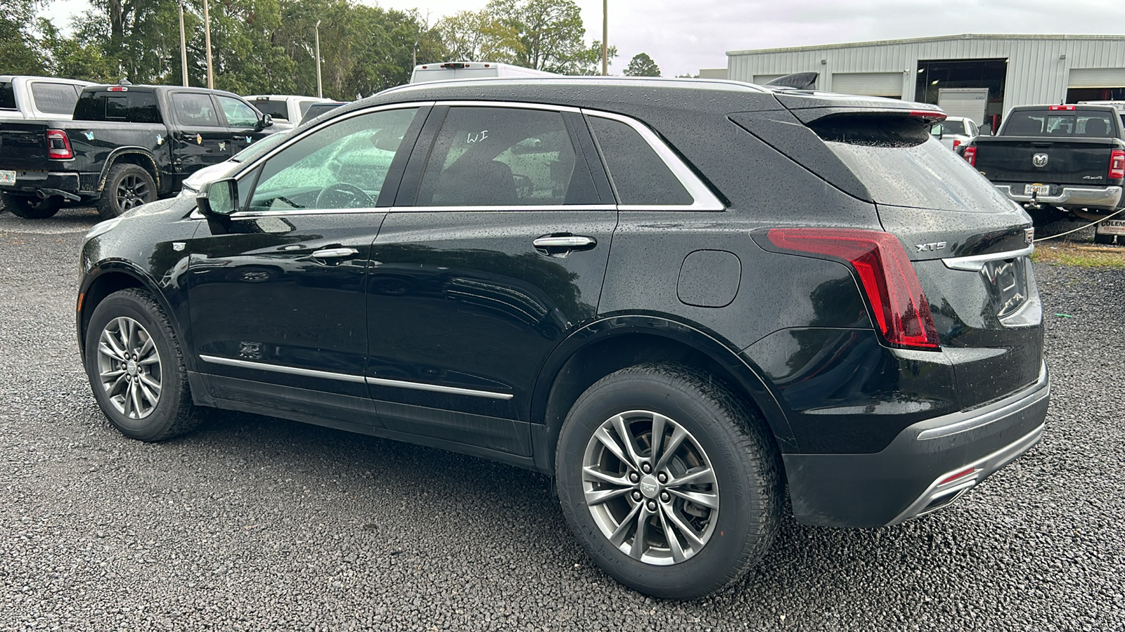 2022 Cadillac XT5 Premium Luxury 3