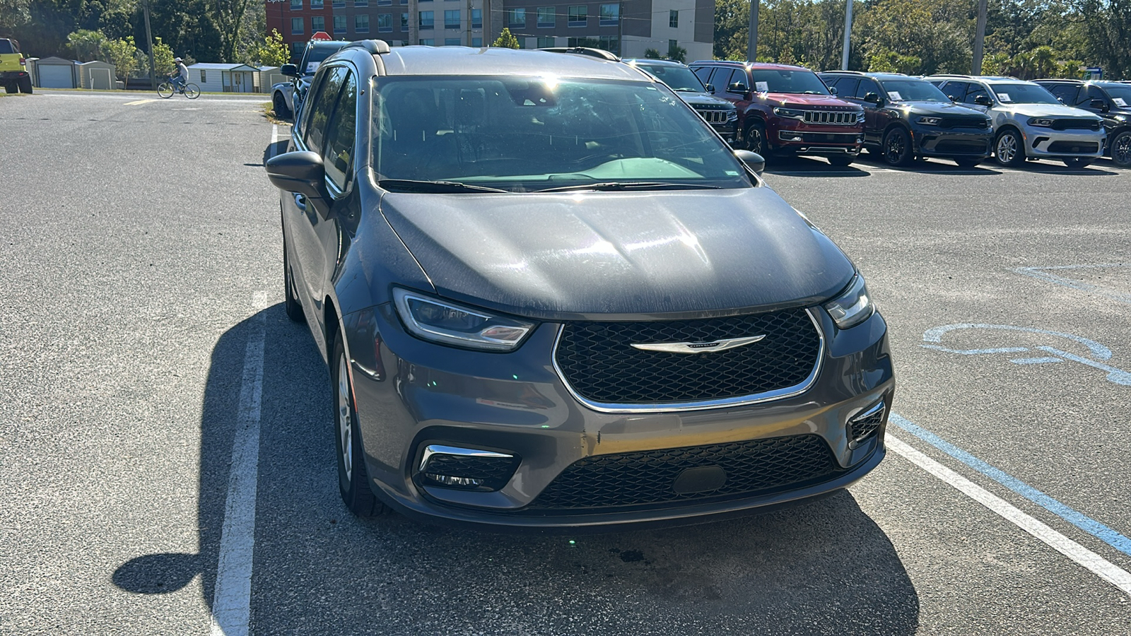 2022 Chrysler Pacifica Touring L 6