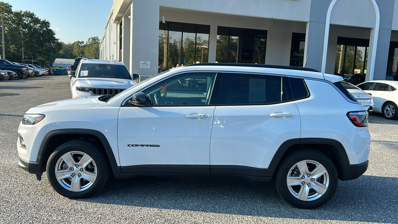 2022 Jeep Compass Latitude 2