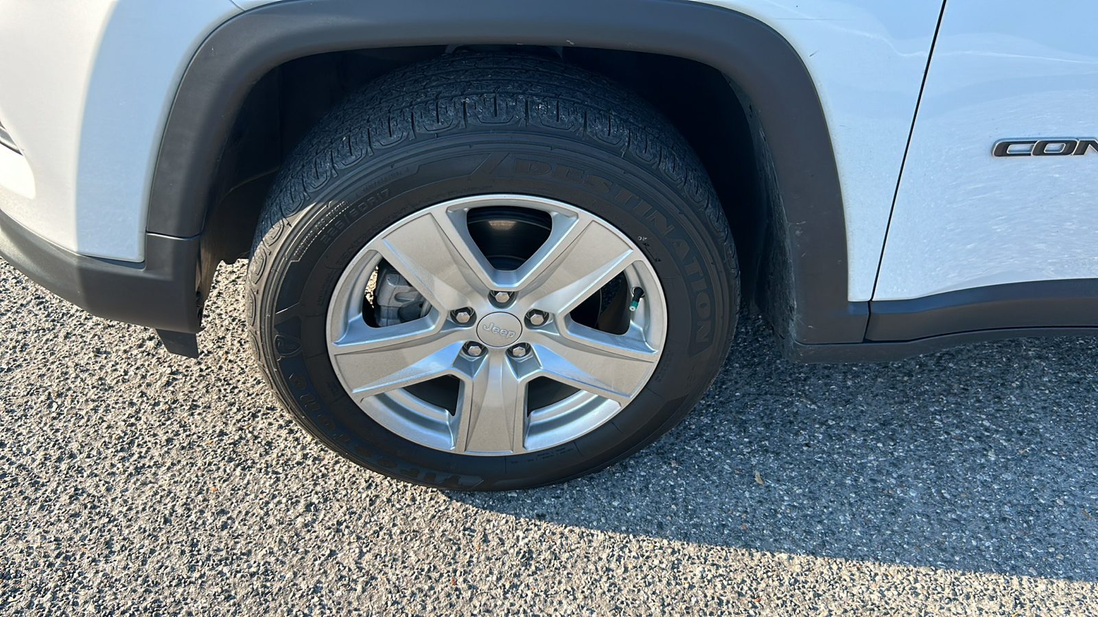 2022 Jeep Compass Latitude 8