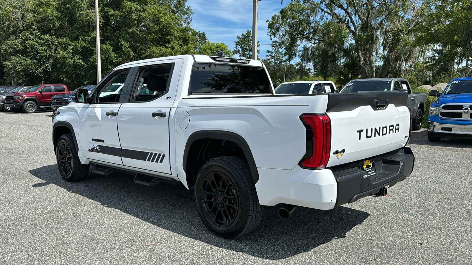 2023 Toyota Tundra SR5 3