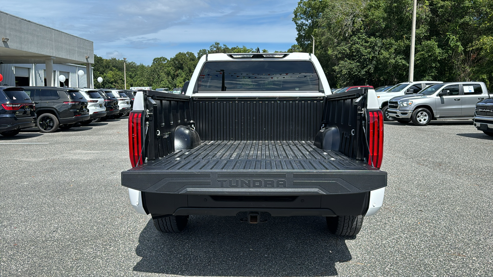 2023 Toyota Tundra SR5 5