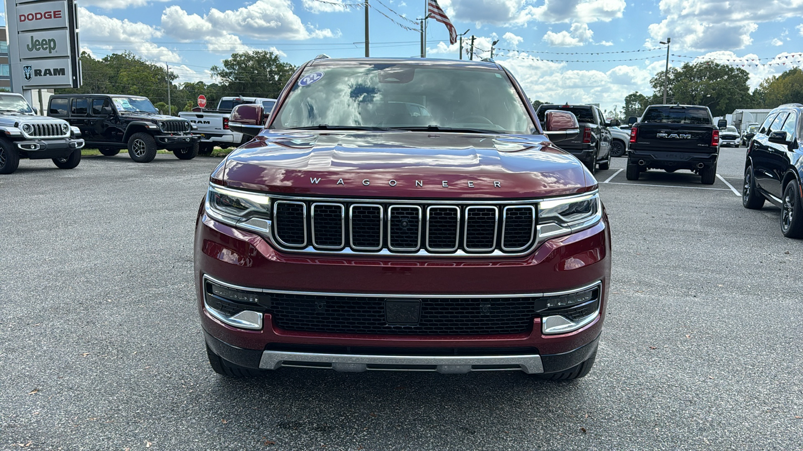 2022 Jeep Wagoneer Series III 13