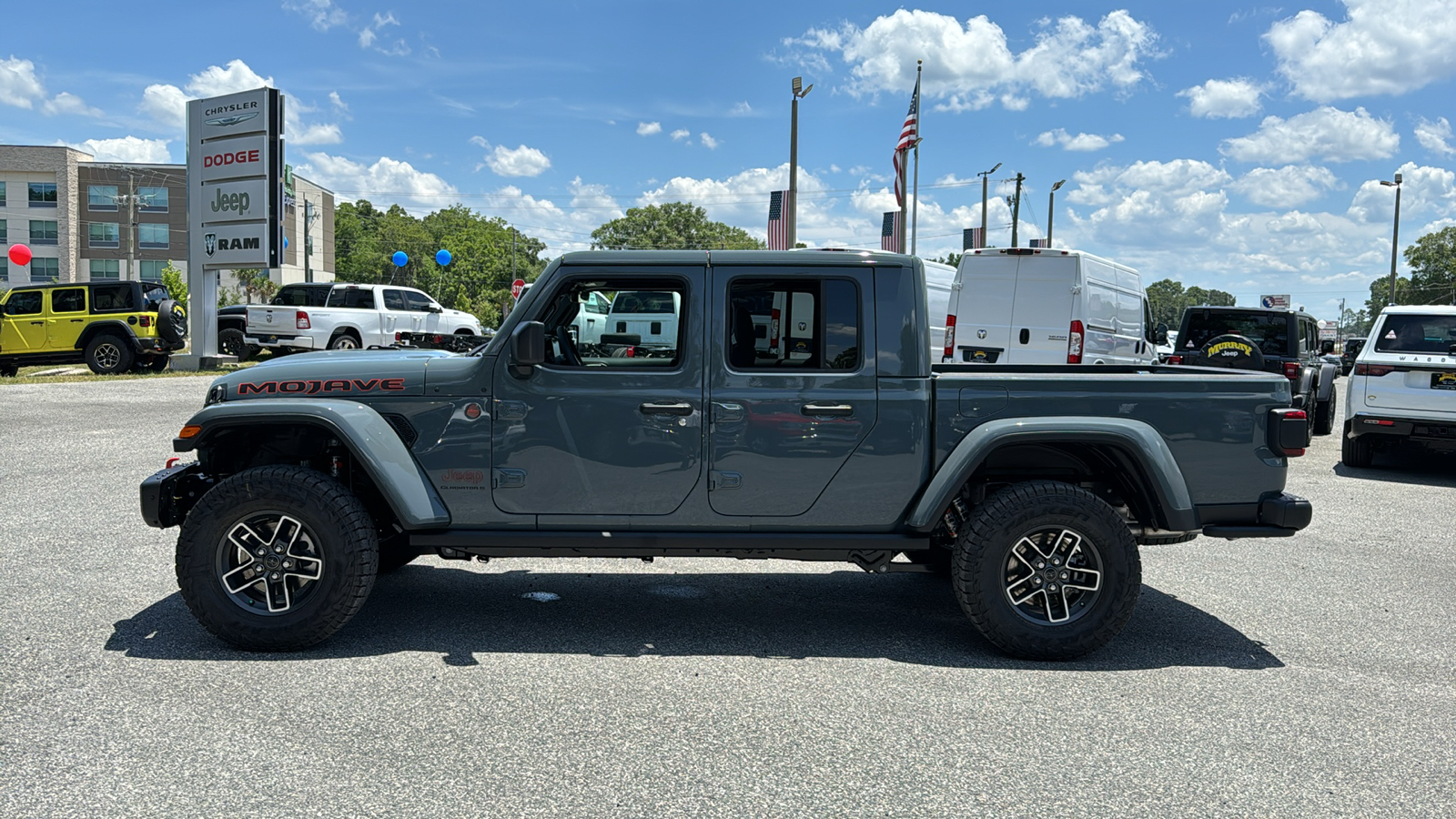 2024 Jeep Gladiator Mojave 2