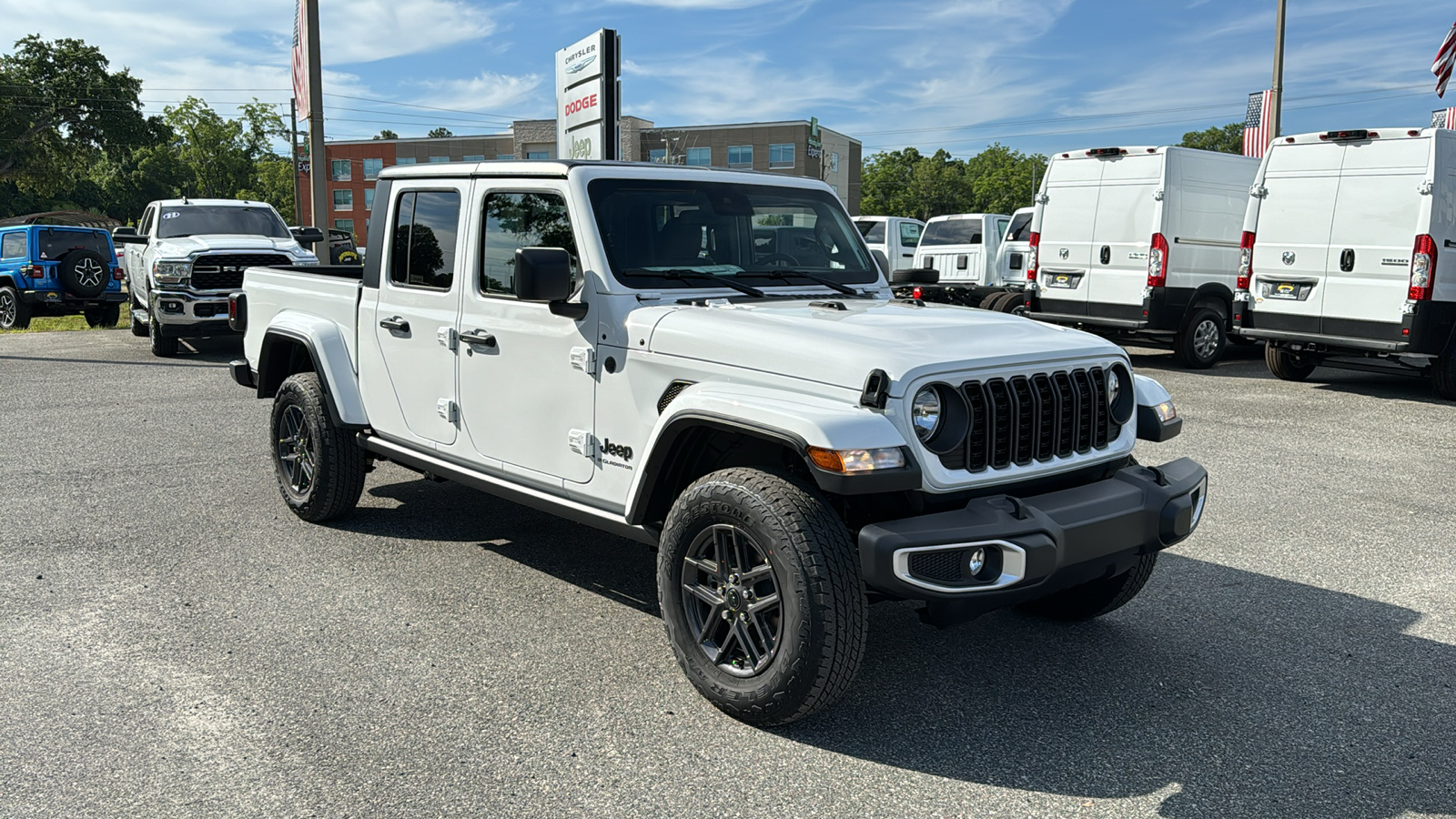 2024 Jeep Gladiator Sport 12