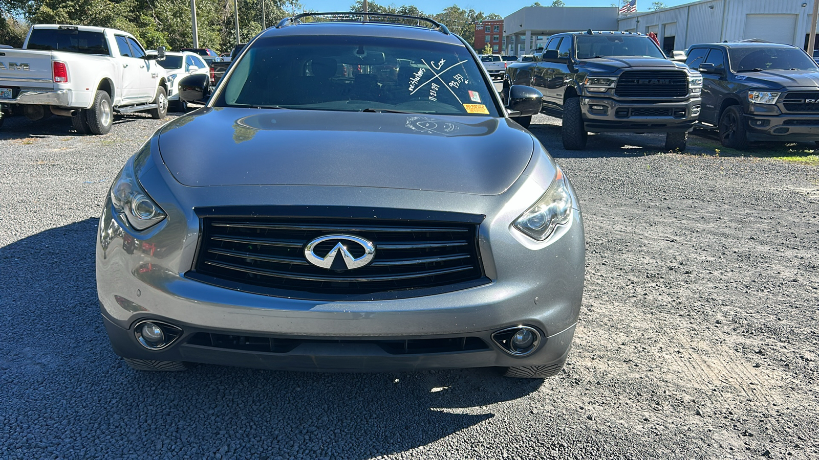 2016 INFINITI QX70 Base 6