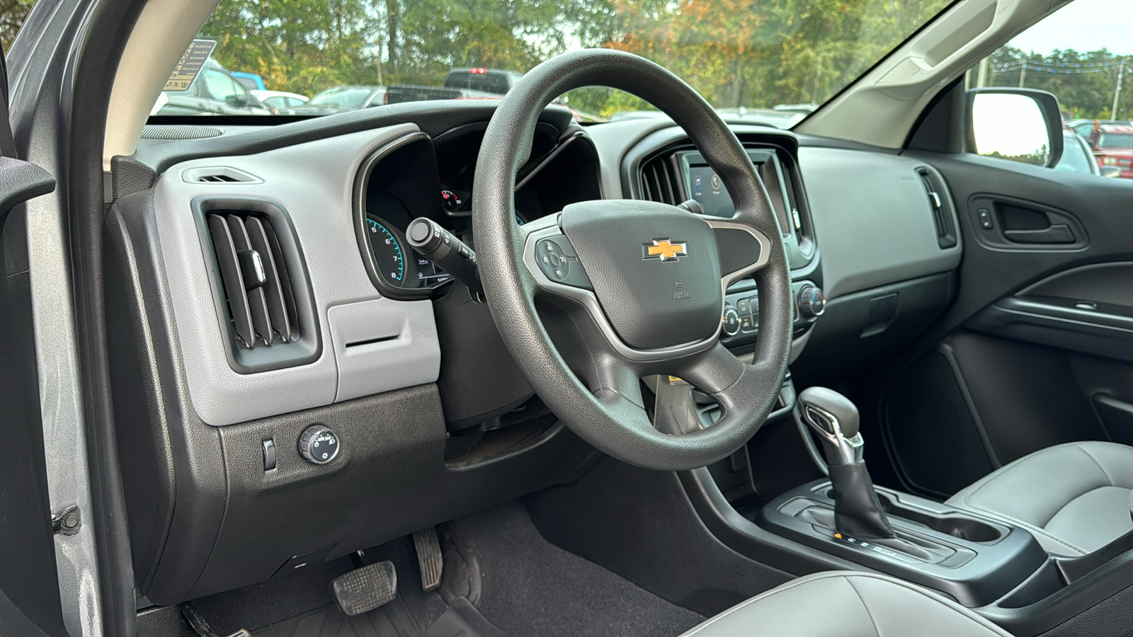 2022 Chevrolet Colorado Work Truck 30