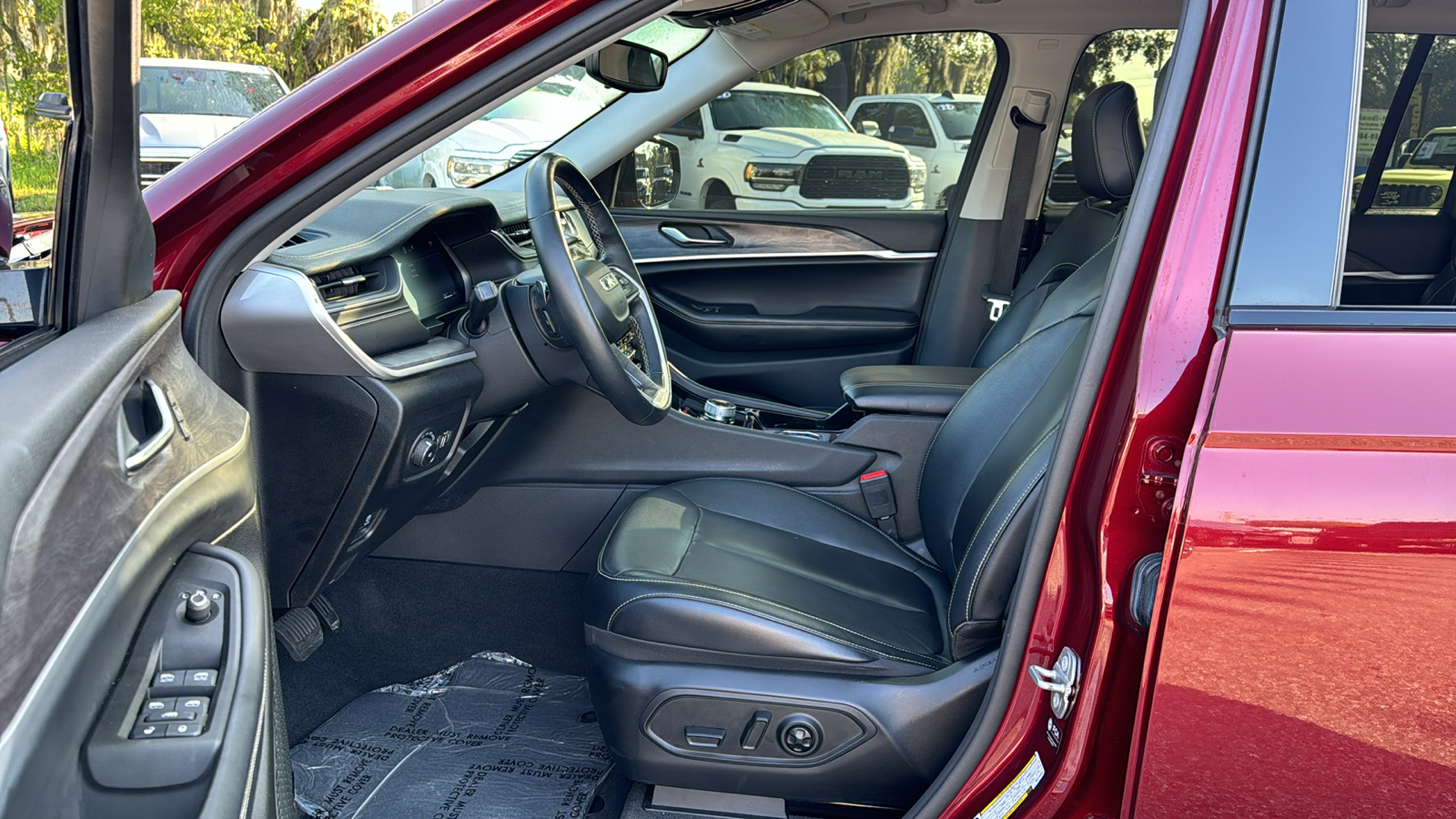 2021 Jeep Grand Cherokee L Limited 13