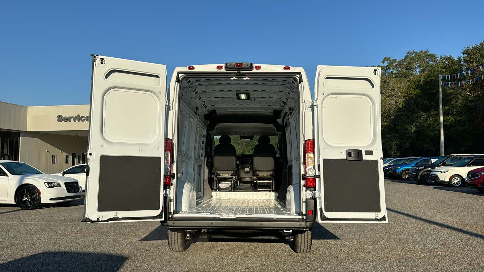 2024 Ram ProMaster 2500 High Roof 7