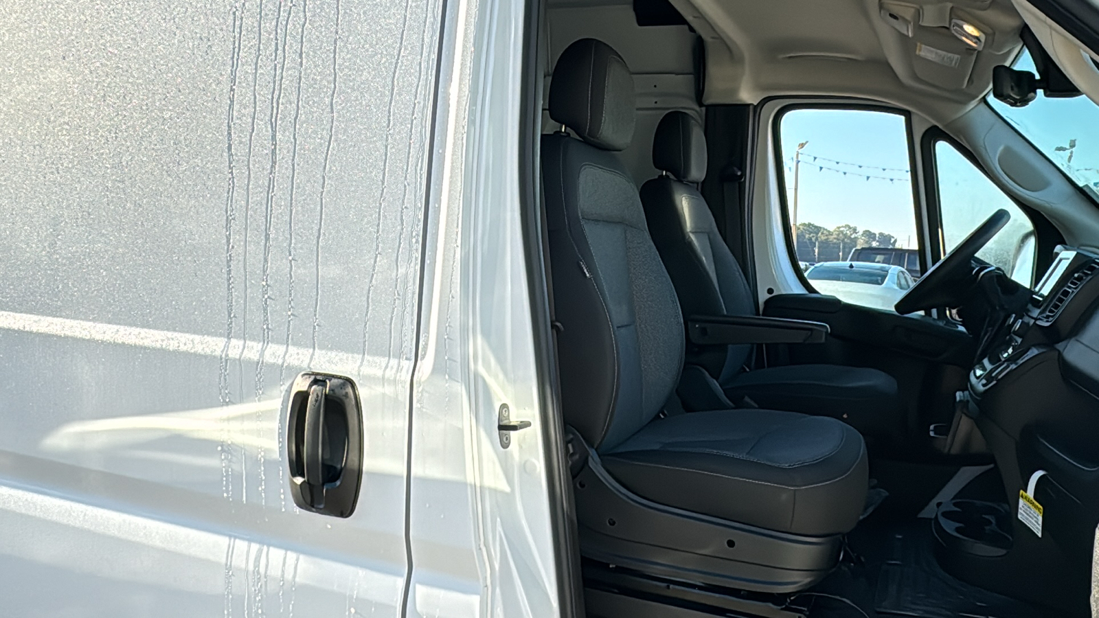 2024 Ram ProMaster 2500 High Roof 14