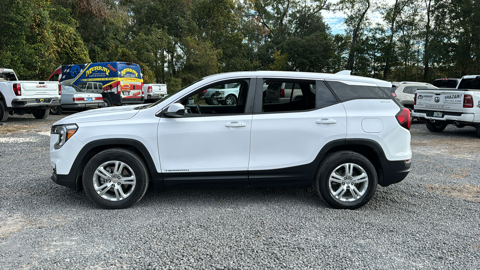 2022 GMC Terrain SLE 2