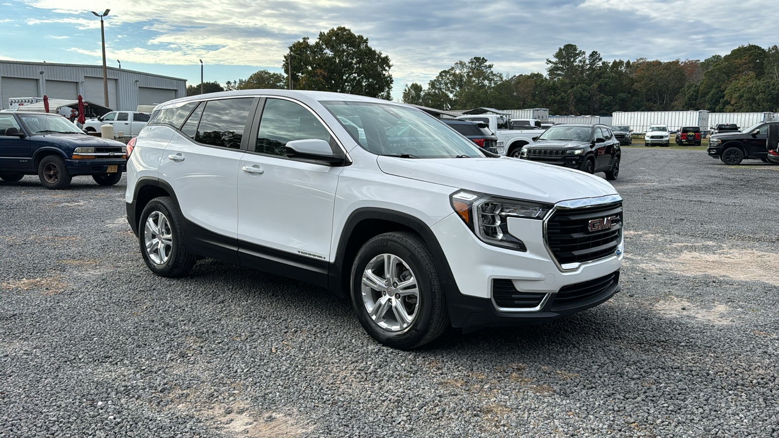 2022 GMC Terrain SLE 10