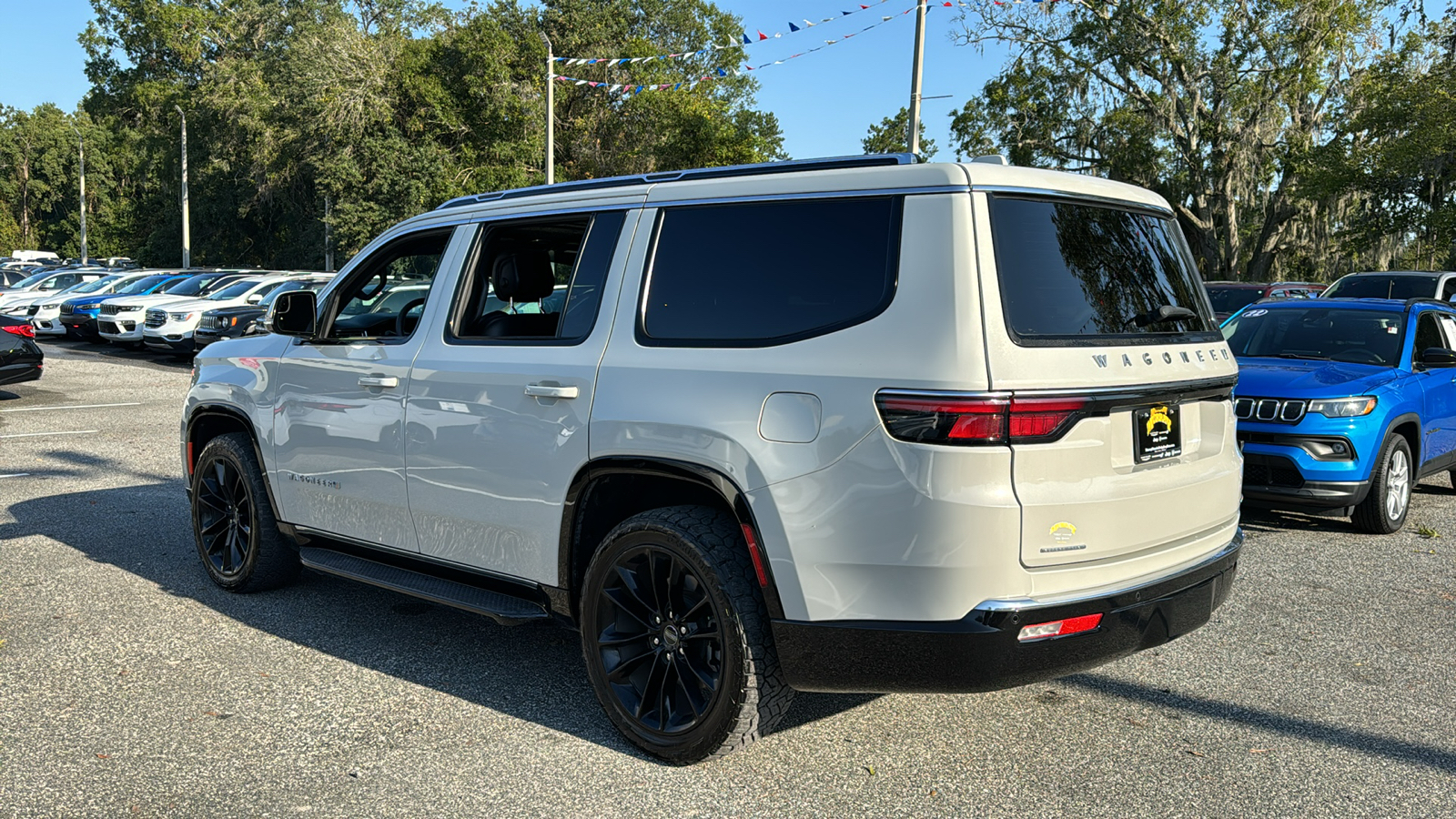 2022 Jeep Wagoneer Series II 2