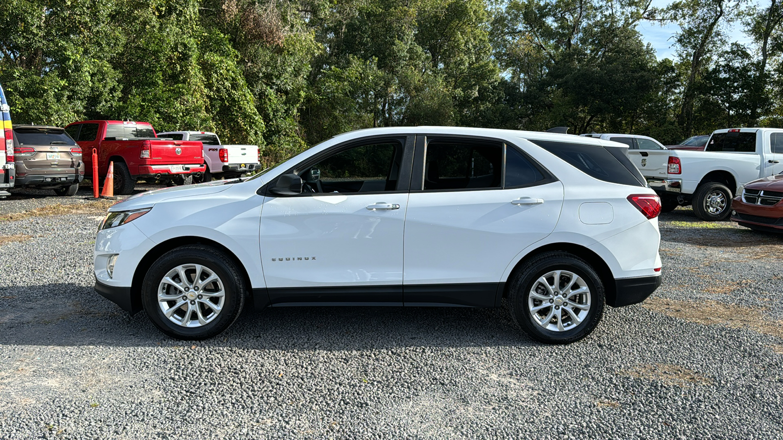 2020 Chevrolet Equinox LS 2