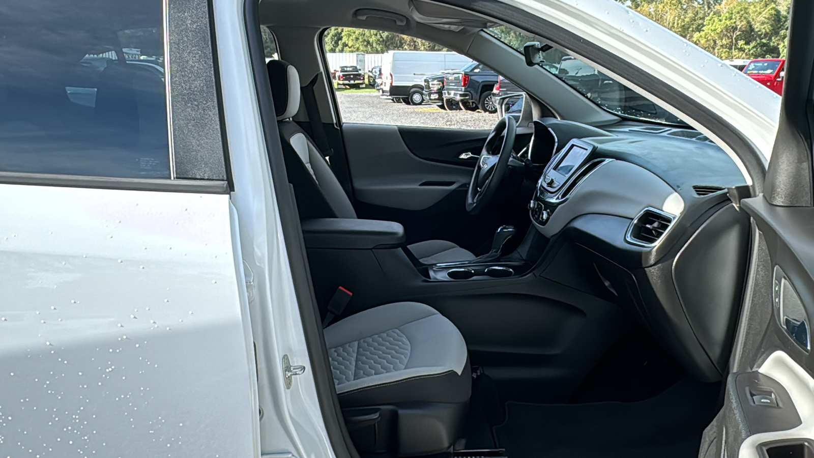 2020 Chevrolet Equinox LS 7