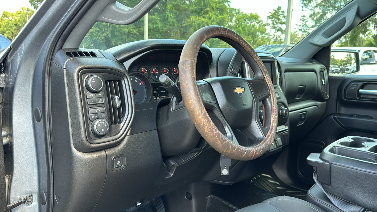 2021 Chevrolet Silverado 1500 WT 32