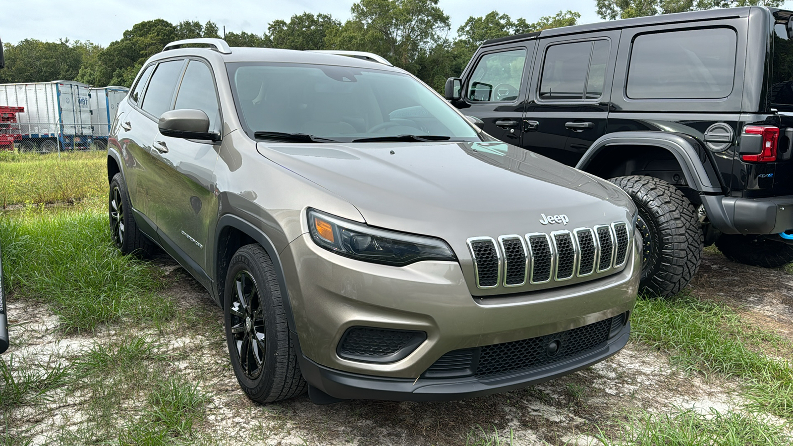 2021 Jeep Cherokee Latitude 9