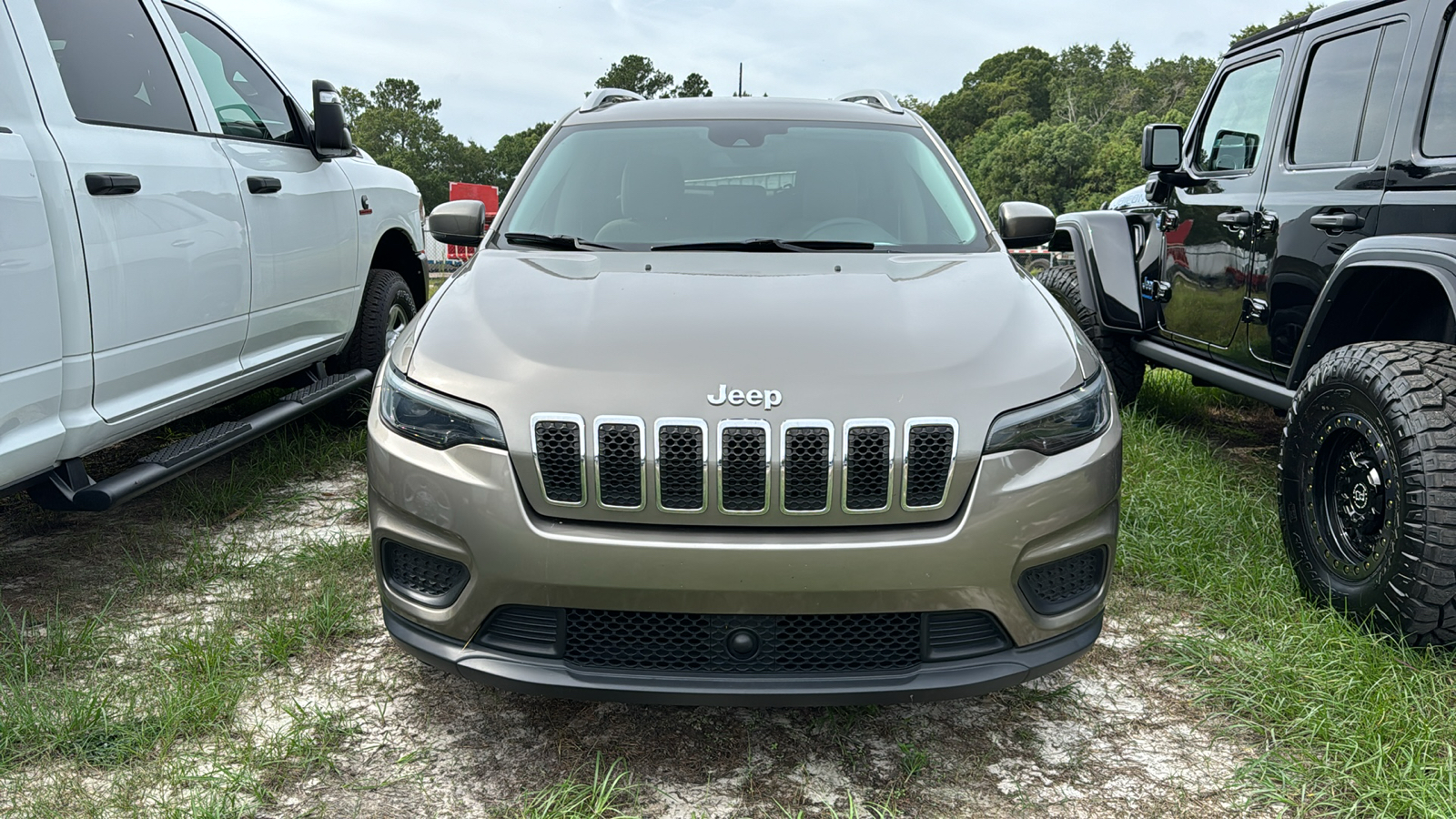 2021 Jeep Cherokee Latitude 10