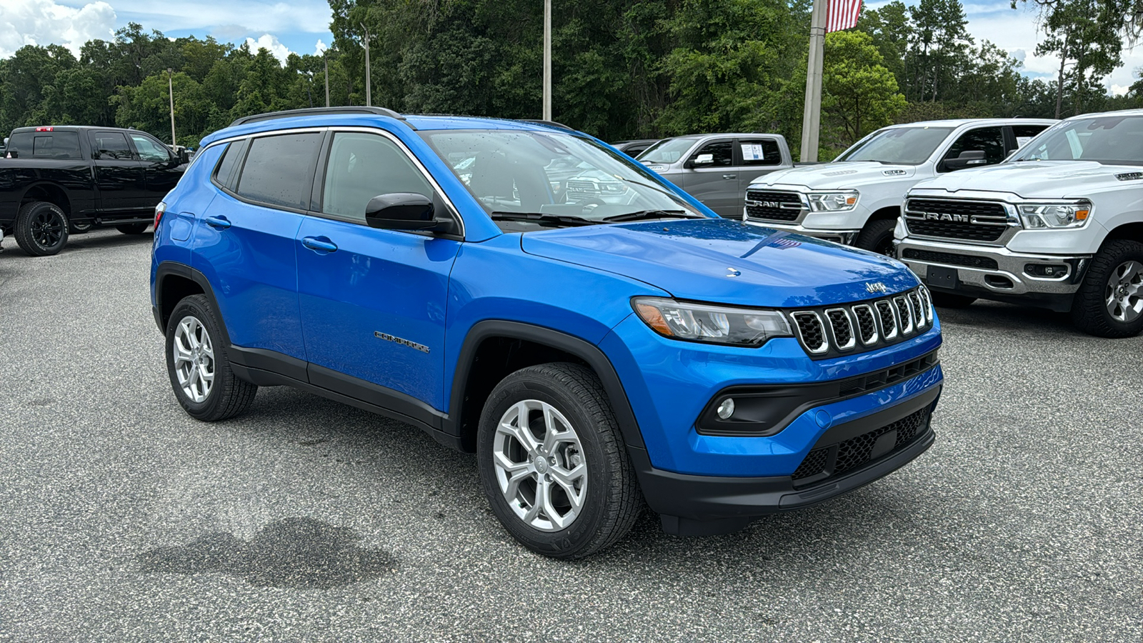 2024 Jeep Compass Latitude 12