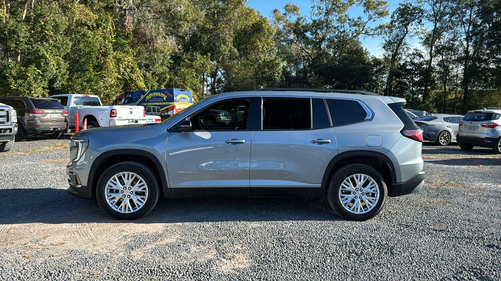 2024 GMC Acadia Elevation 2