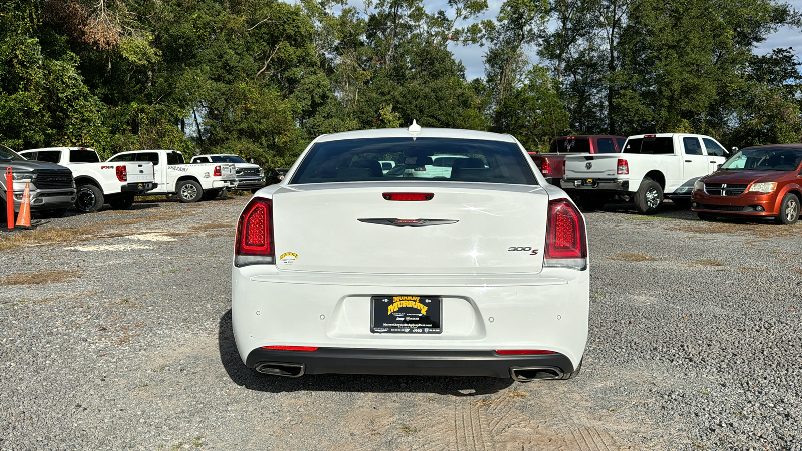 2022 Chrysler 300 S 4